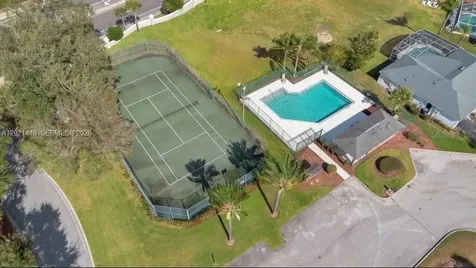 5608 Mandarin Davenport FL 33986