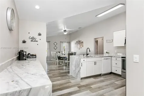 5608 Mandarin Davenport FL 33986