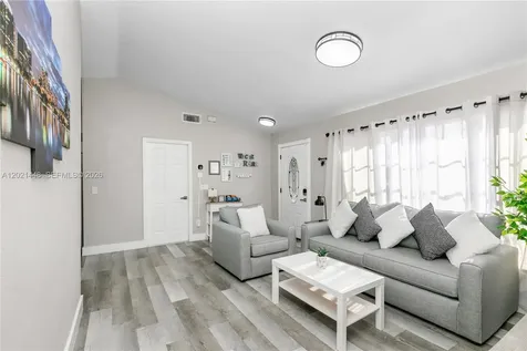 5608 Mandarin Davenport FL 33986
