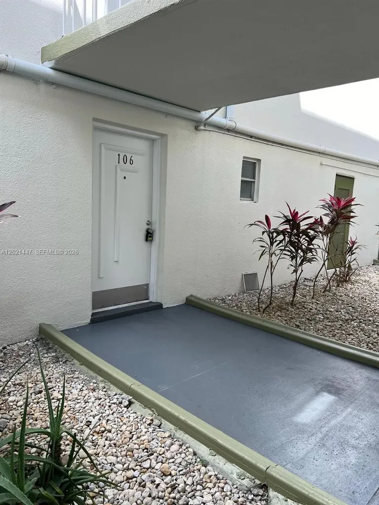 4235 N University Drive Sunrise FL 33351