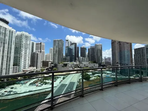 350 S Miami Avenue Miami FL 33130