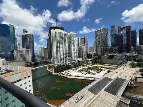 350 S Miami Avenue Miami FL 33130