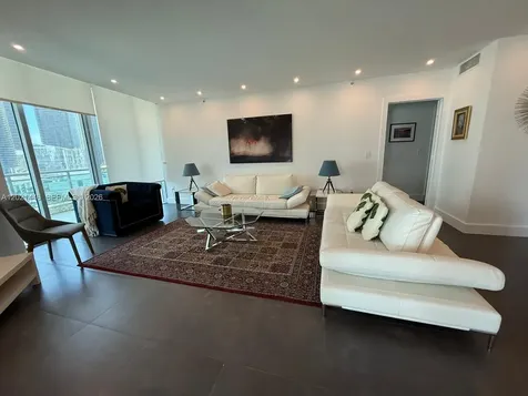 350 S Miami Avenue Miami FL 33130