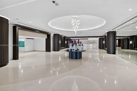 1717 N Bayshore Drive Miami FL 33132