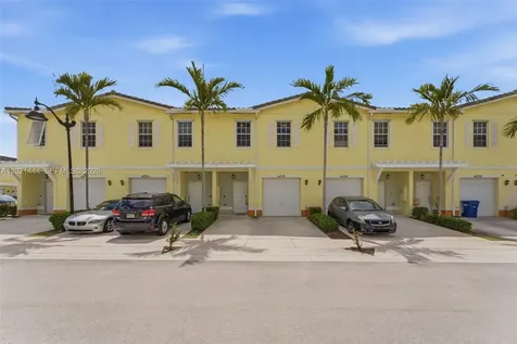 4032 NW 11th Street Lauderhill FL 33313