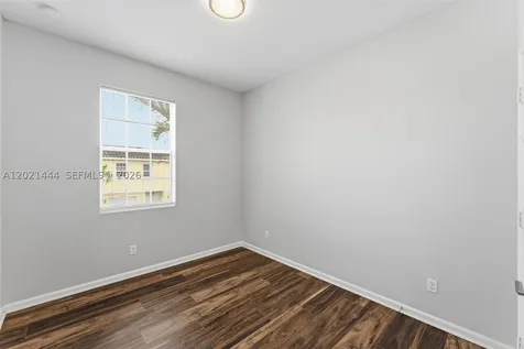 4032 NW 11th Street Lauderhill FL 33313