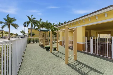 4032 NW 11th Street Lauderhill FL 33313