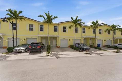 4032 NW 11th Street Lauderhill FL 33313