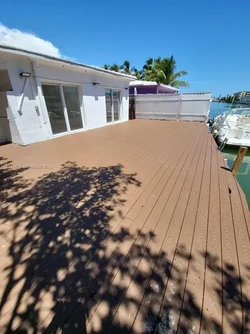 7707 Hawthorne Avenue Miami Beach FL 33141