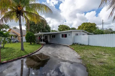 3235 NW 2nd Street Lauderhill FL 33311