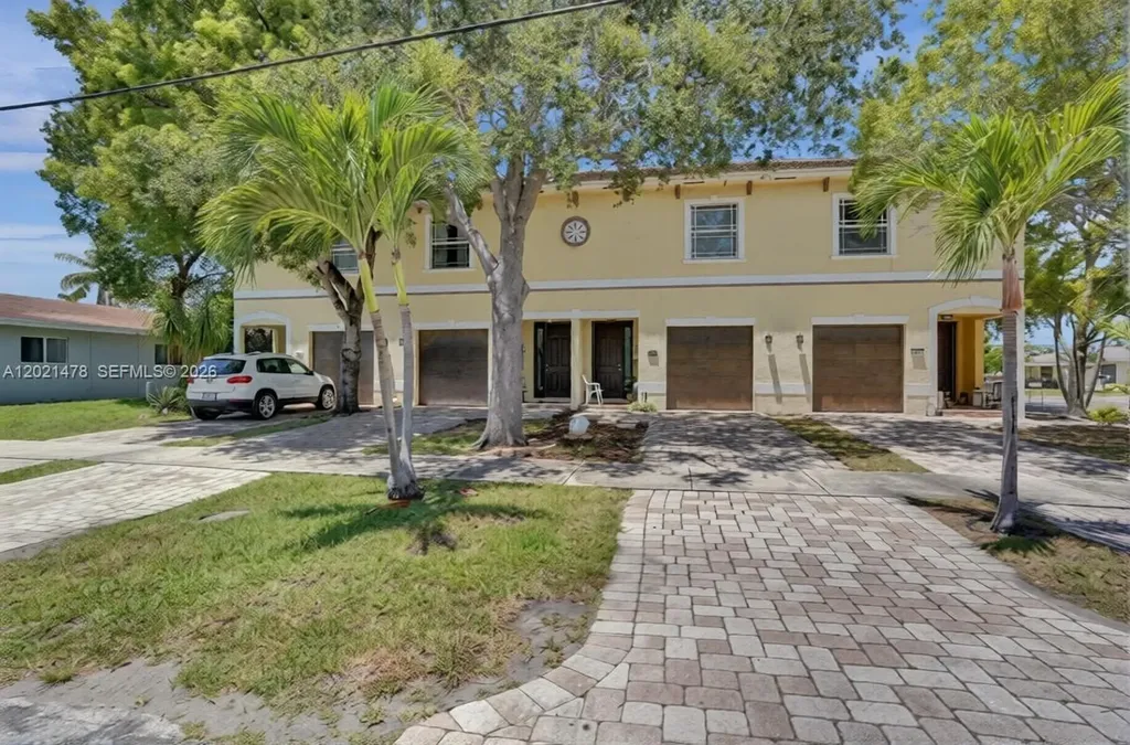 1247 NE 23rd Avenue Pompano Beach FL 33062