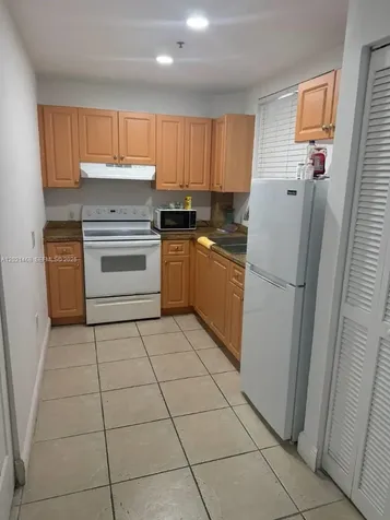 2210 NW 34th Street Miami FL 33142