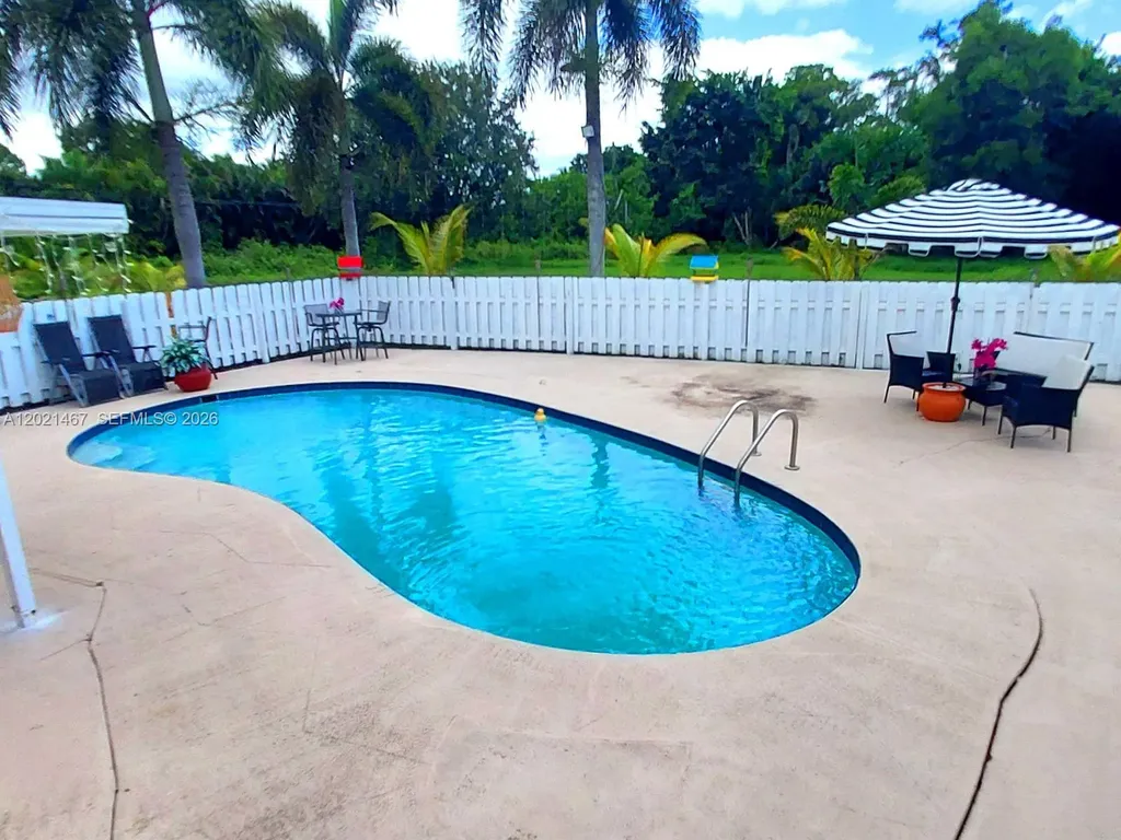 10646 Barn Road Lake Worth FL 33449