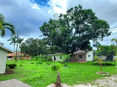 10646 Barn Road Lake Worth FL 33449