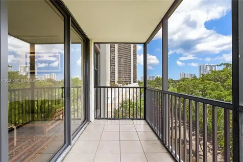 20335 W Country Club Drive Aventura FL 33180