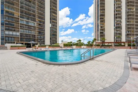 20335 W Country Club Drive Aventura FL 33180