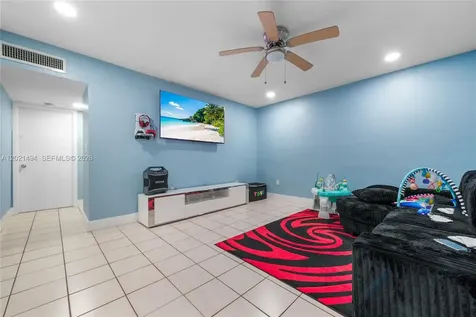 4655 Palm Avenue Hialeah FL 33012