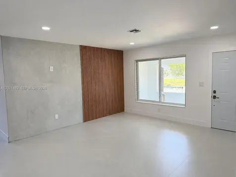 840 NW 67th Street Miami FL 33150