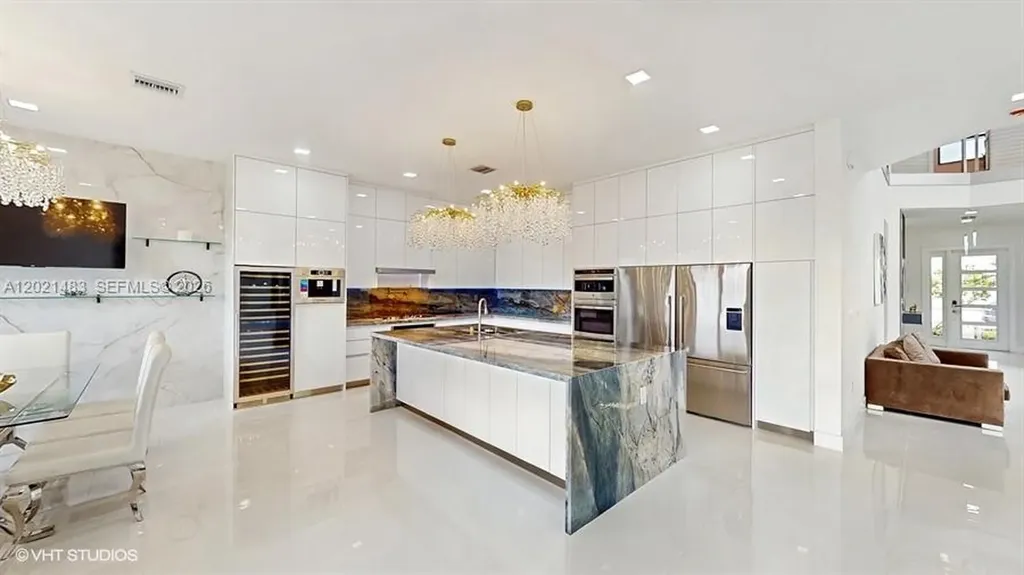 8350 Royal County Down Road Boca Raton FL 33434