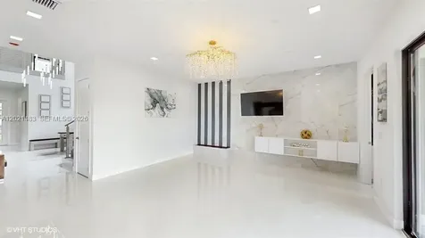 8350 Royal County Down Road Boca Raton FL 33434