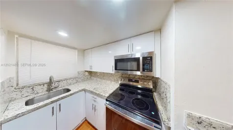8860 Fontainebleau Boulevard Miami FL 33172
