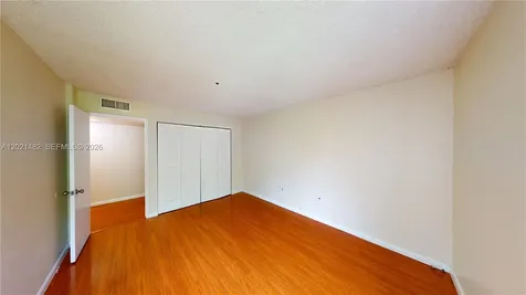 8860 Fontainebleau Boulevard Miami FL 33172
