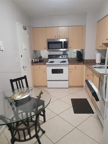 9195 Collins Avenue Surfside FL 33154