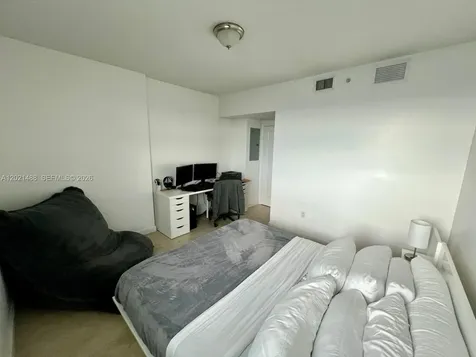 1723 SW 2nd Avenue Miami FL 33129