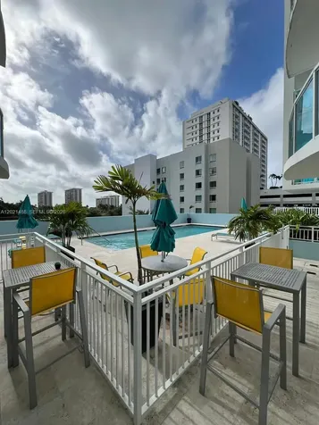1723 SW 2nd Avenue Miami FL 33129