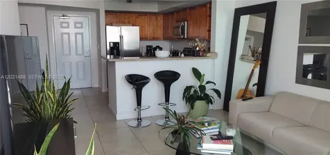 1723 SW 2nd Avenue Miami FL 33129