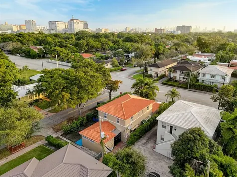 400 Cadima Avenue Coral Gables FL 33134