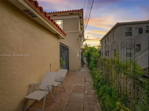 400 Cadima Avenue Coral Gables FL 33134