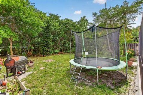 4940 NW 54th Street Coconut Creek FL 33073