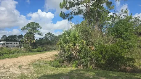 180 S Kennel Street Clewiston FL 33440