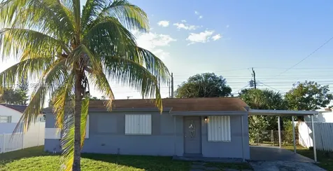 1021 W 2nd Street Riviera Beach FL 33404