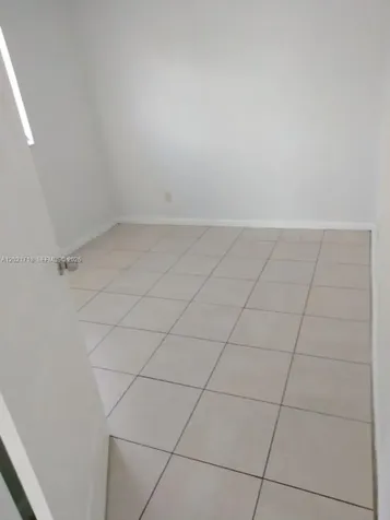 1021 W 2nd Street Riviera Beach FL 33404