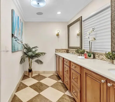 900 Diplomat Parkway Hallandale Beach FL 33009