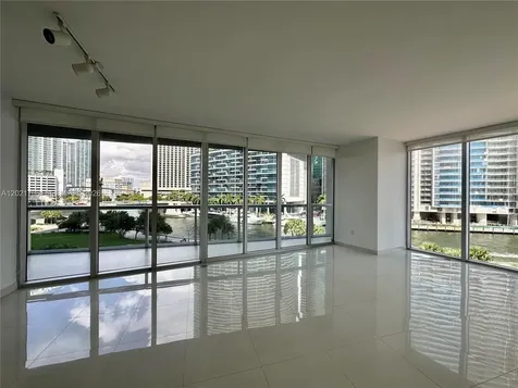 465 Brickell Avenue Miami FL 33131