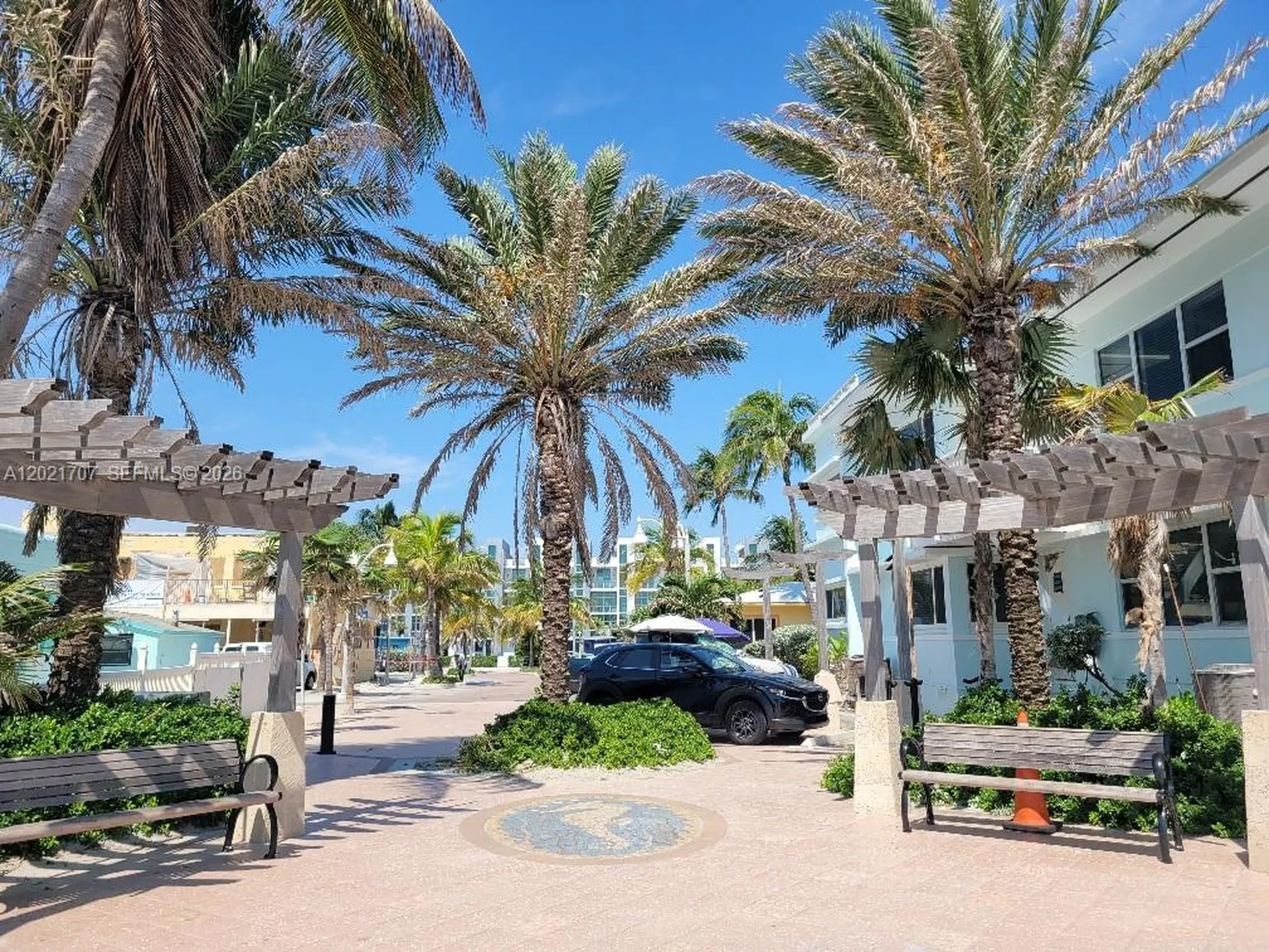 322 Harding Street Hollywood FL 33019