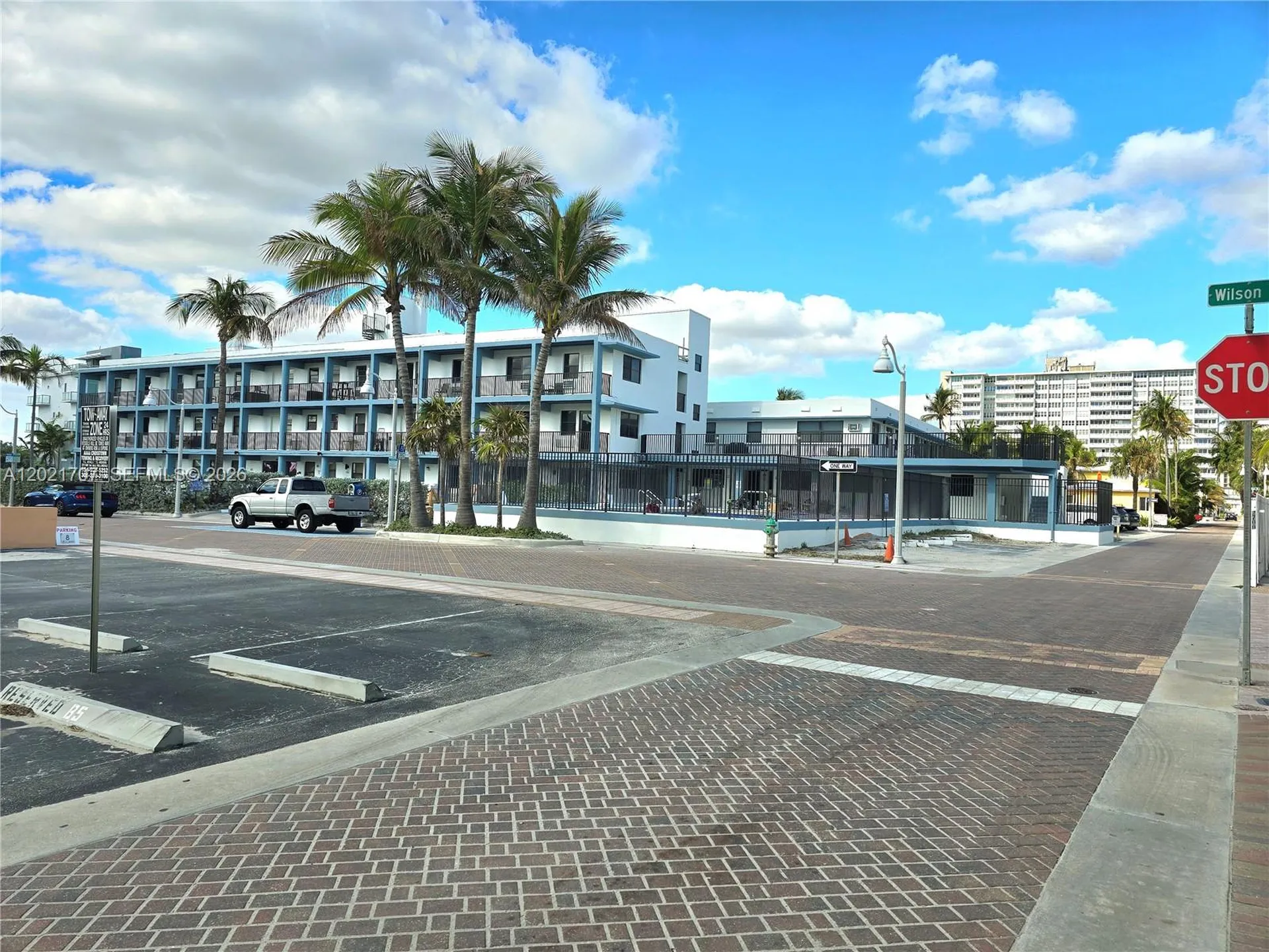 322 Harding Street Hollywood FL 33019