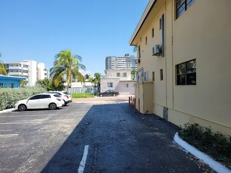 322 Harding Street Hollywood FL 33019