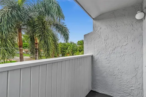 14212 NE 4th Avenue Miami FL 33161