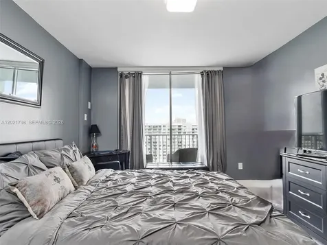 2851 NE 183rd Street Aventura FL 33160