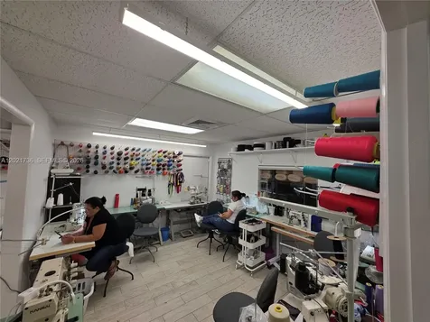 10420 NW 37th Terrace Doral FL 33178