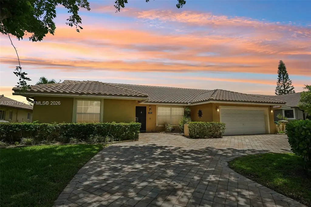 483 NW 107th Avenue Coral Springs FL 33071
