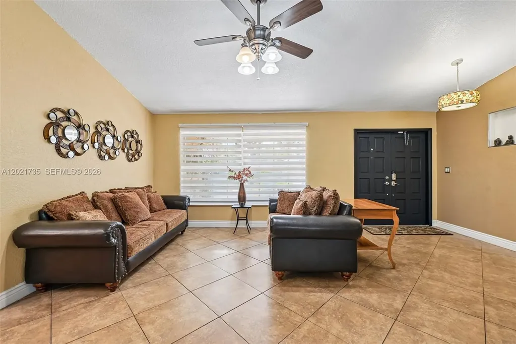 483 NW 107th Avenue Coral Springs FL 33071