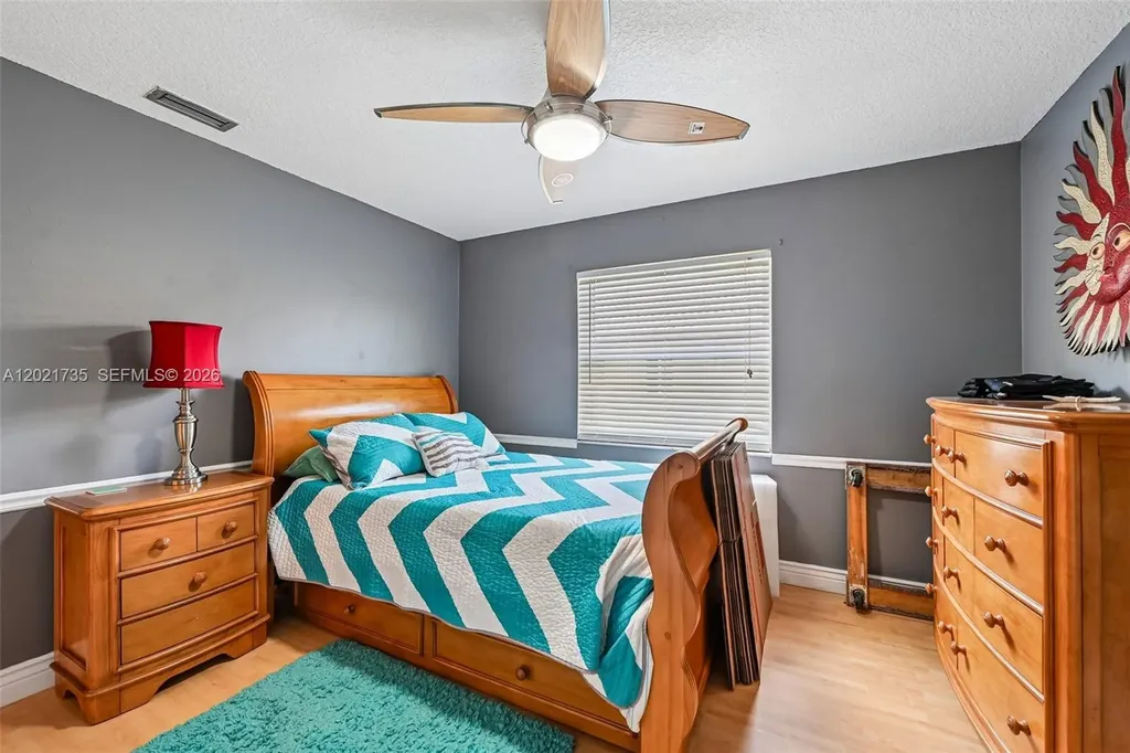 483 NW 107th Avenue Coral Springs FL 33071