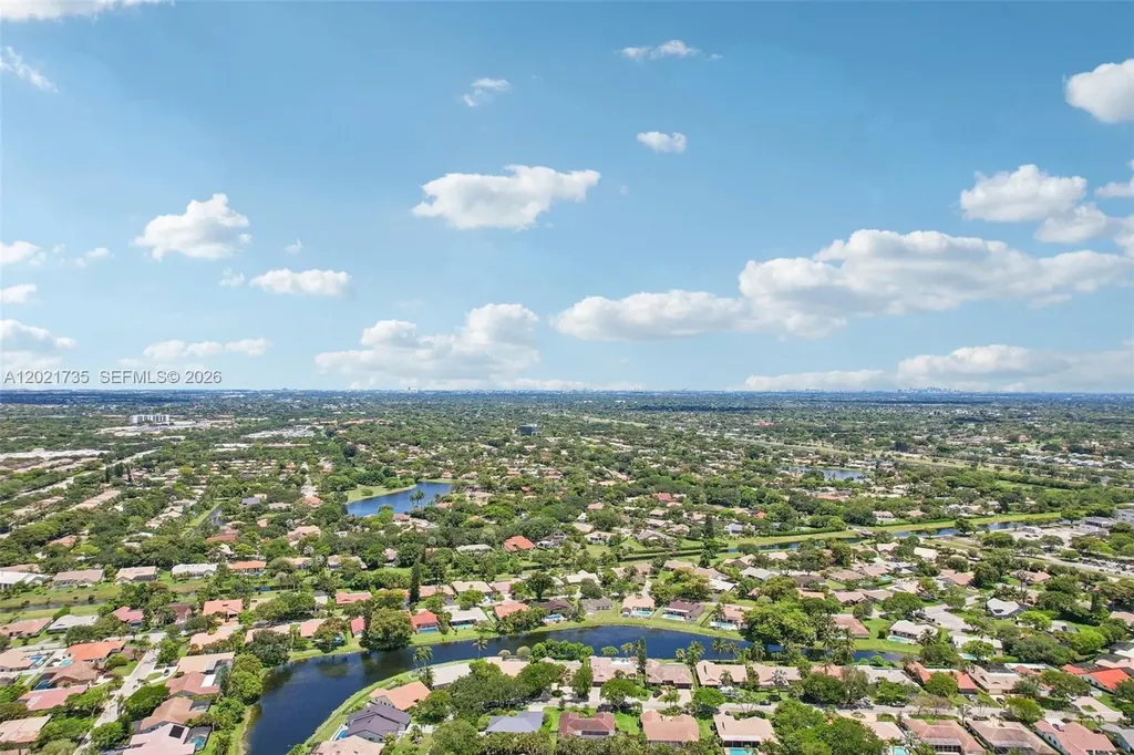 483 NW 107th Avenue Coral Springs FL 33071