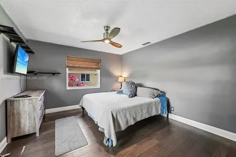483 NW 107th Avenue Coral Springs FL 33071