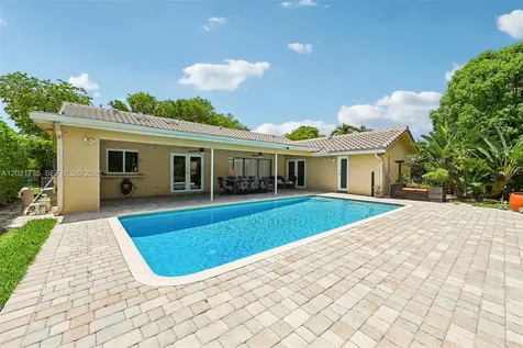 483 NW 107th Avenue Coral Springs FL 33071